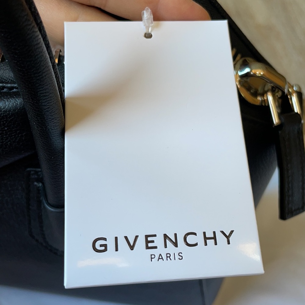 Givenchy Small Antigona Leather Satchel Black - Picture 9 of 14